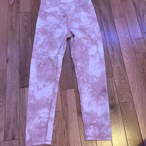 Old navy yoga pants size M 8 Girls Pink camouflage